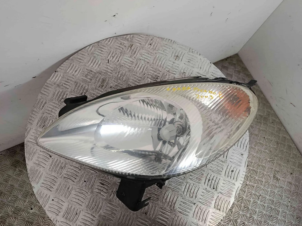 Ótica / Farol Esquerdo