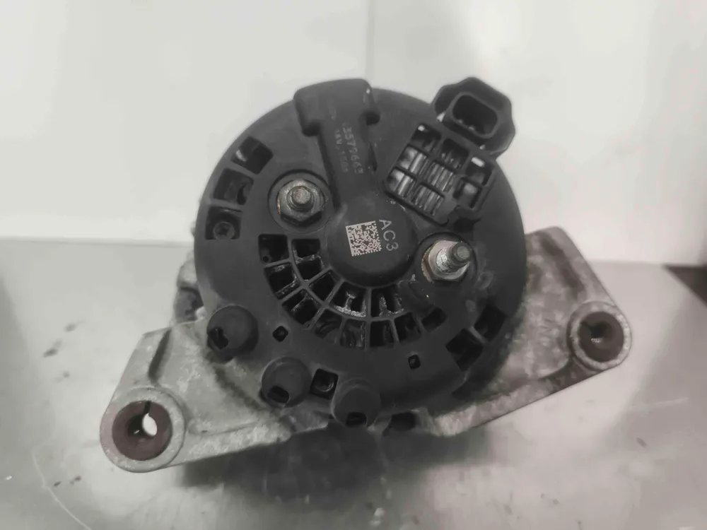 Alternador