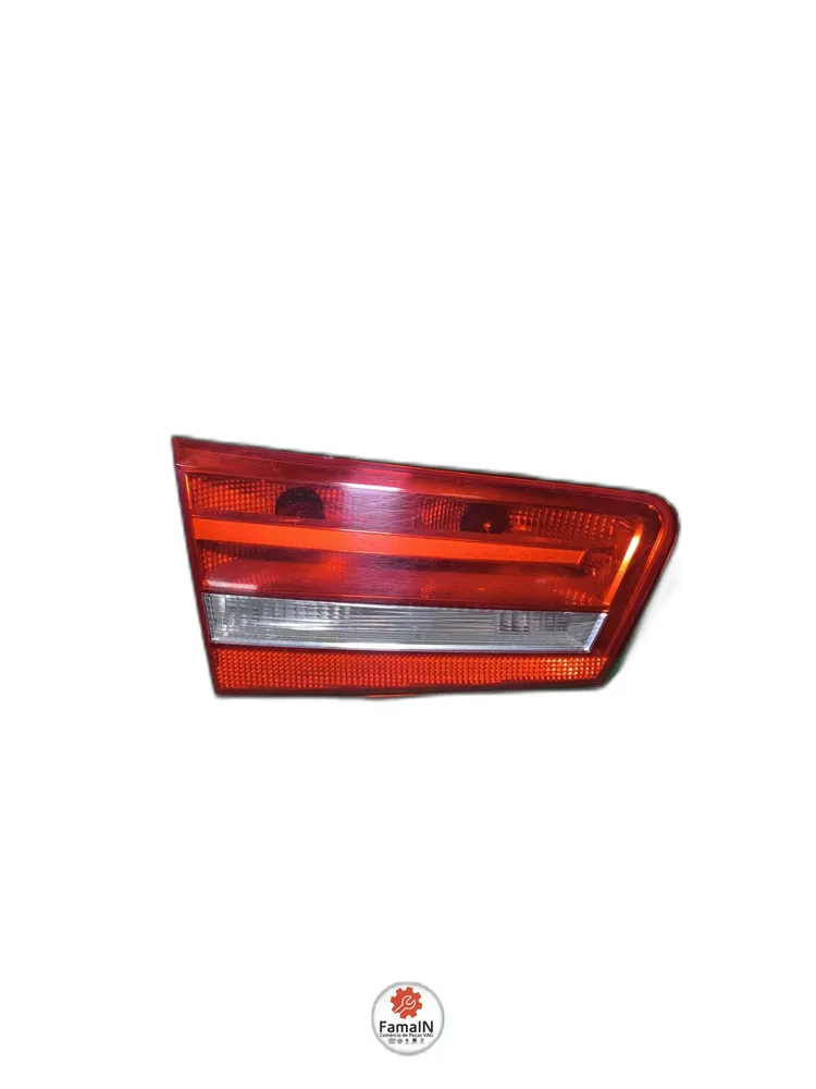 Left Tailgate light