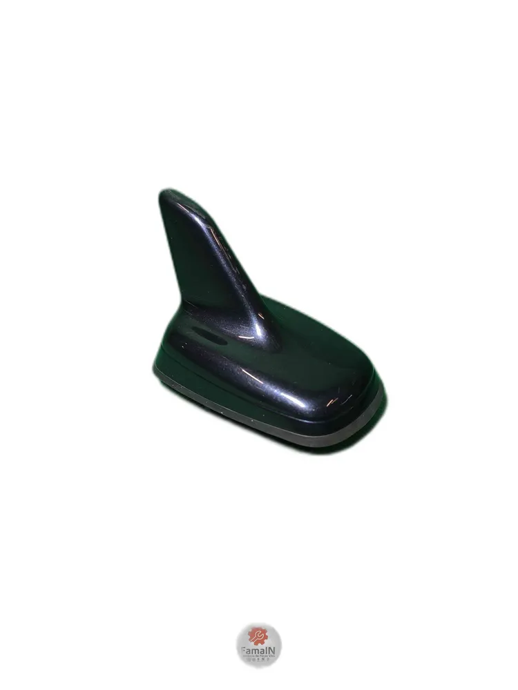 Antenna base