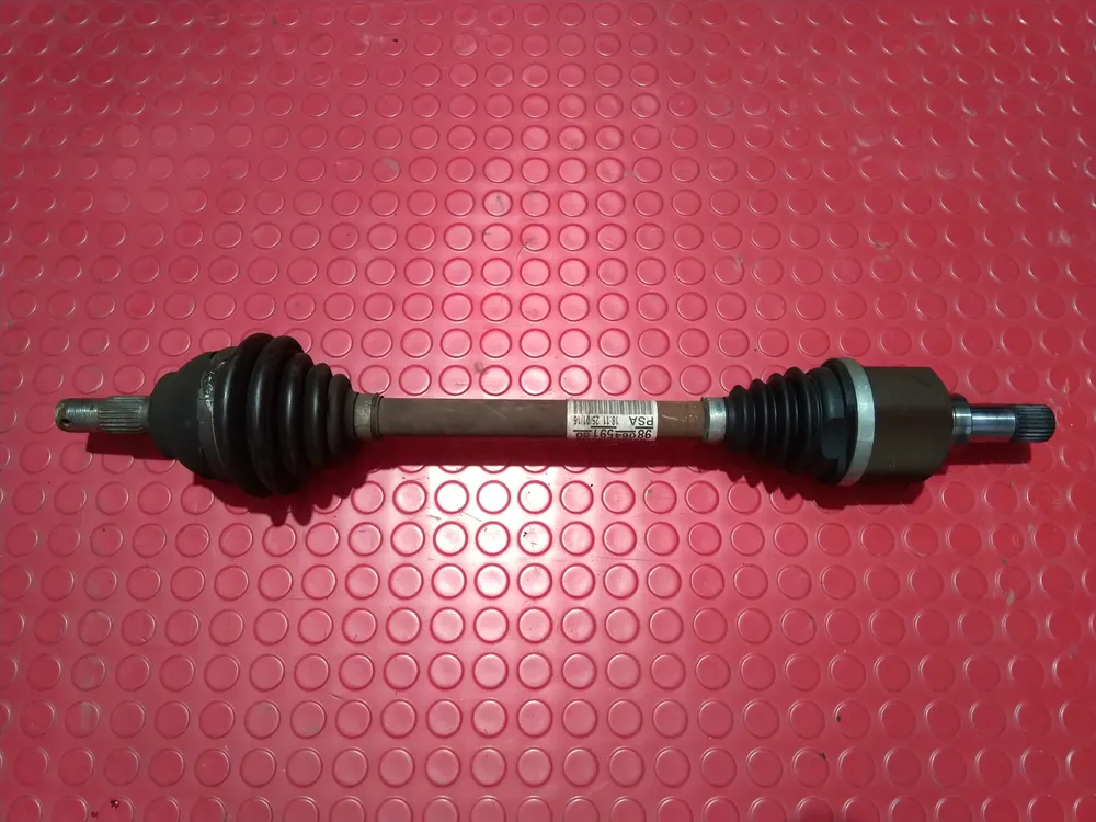 Transmission avant gauche
