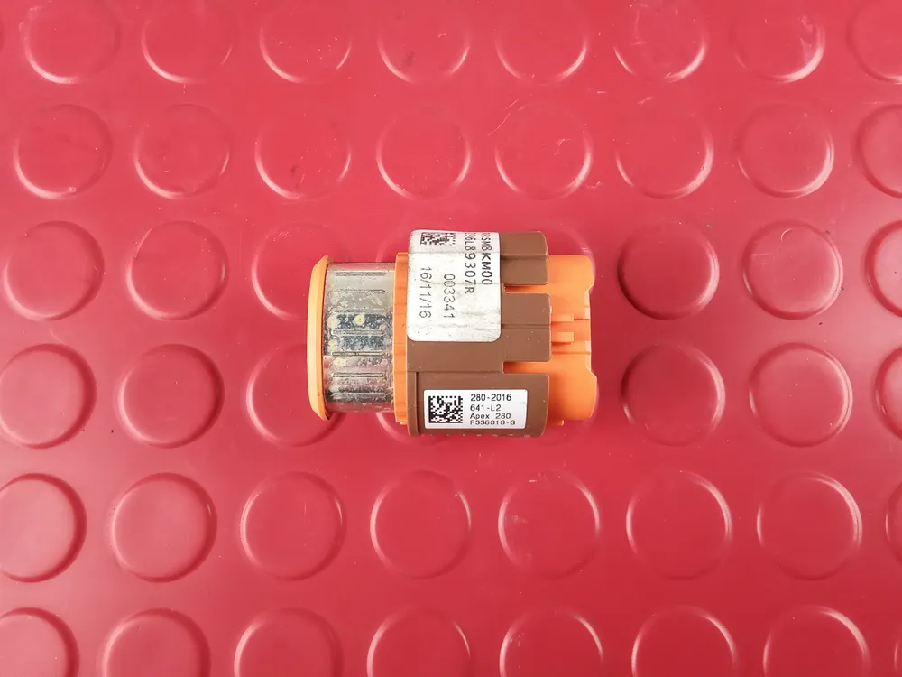 Ficha PLUG