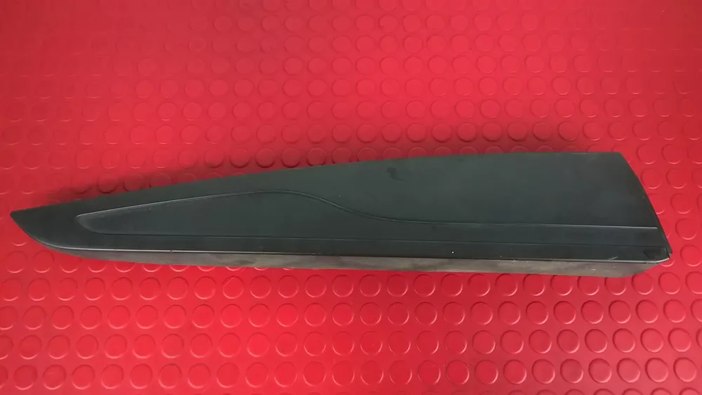 Moulure de porte arrière Droite