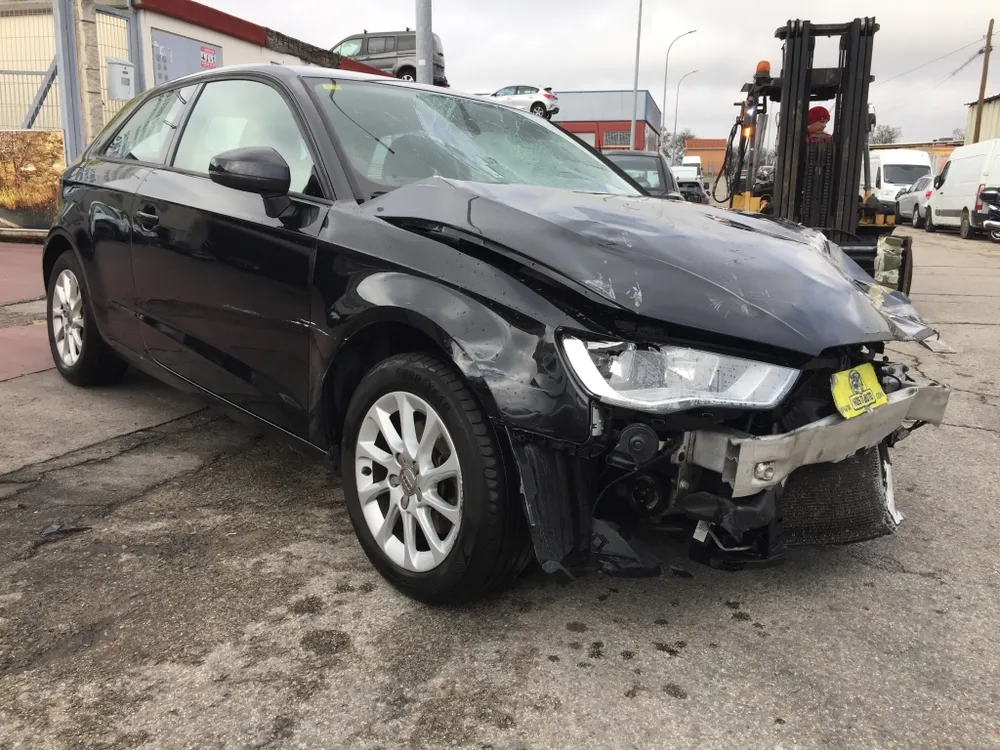 Viatura para peças - AUDI A3