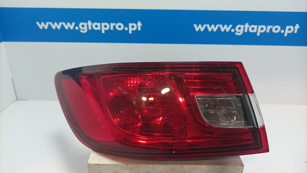 Left Tail light