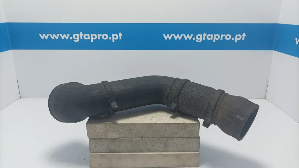 Intercooler pipe