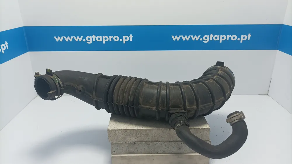 Intercooler pipe