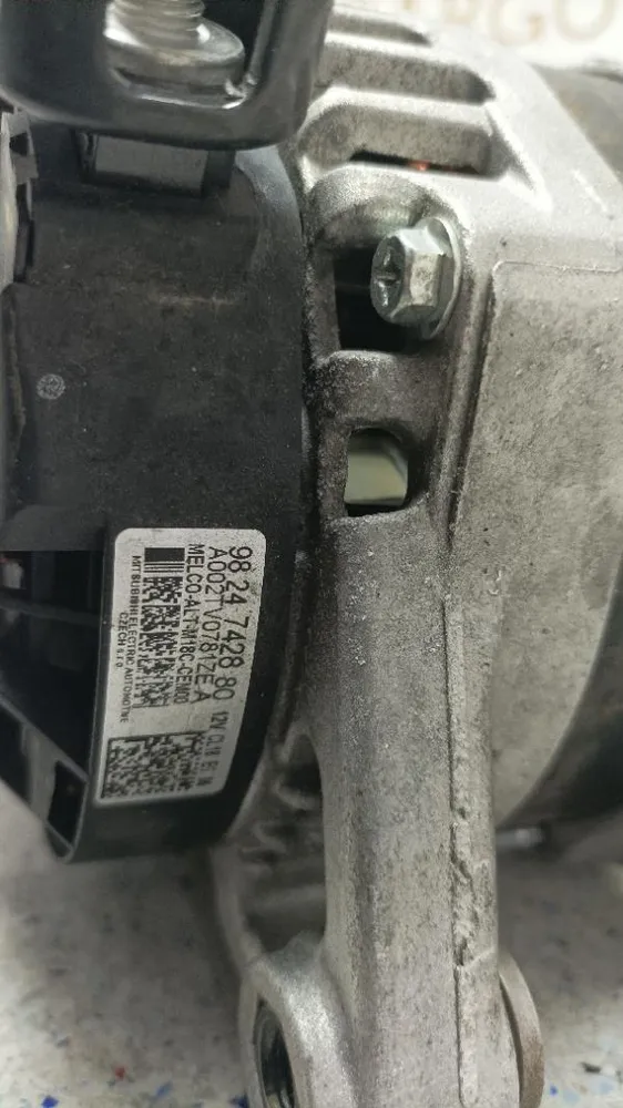 Alternador