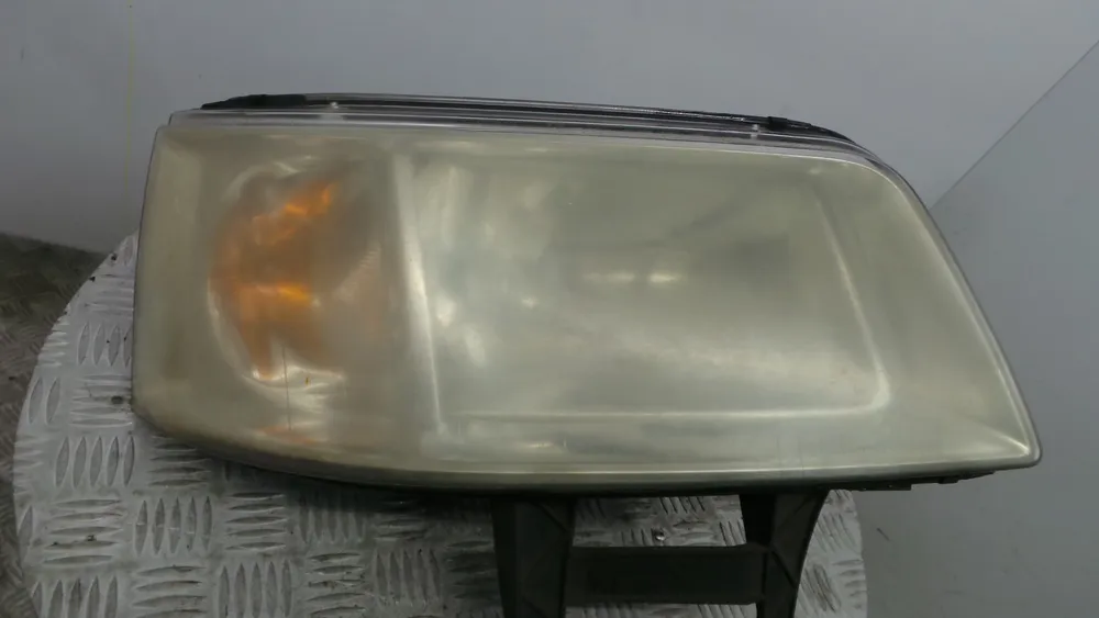 Ótica / Farol Direito