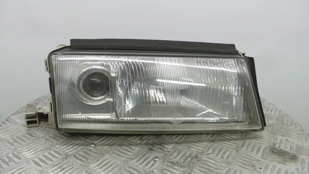 Ótica / Farol Direito