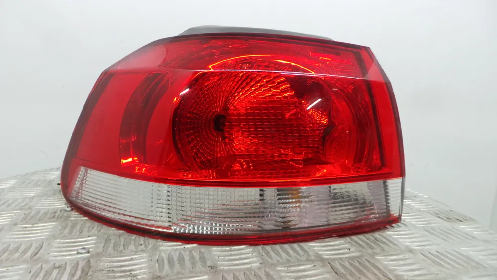 Left Tail light