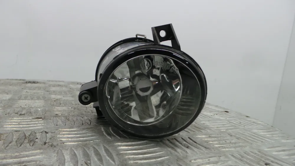 Farol Nevoeiro Frente Direito