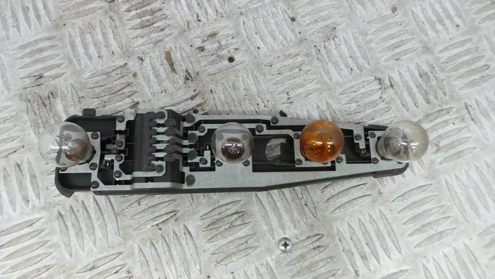 Suporte Lampadas Tras Direito