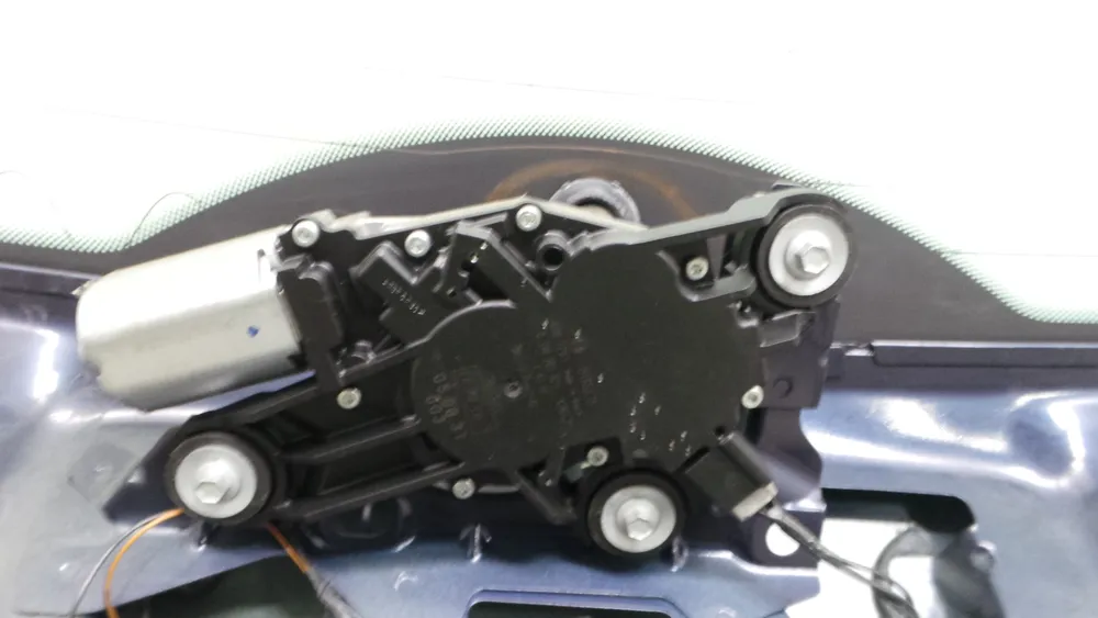 Motor Limpa Vidros Trás