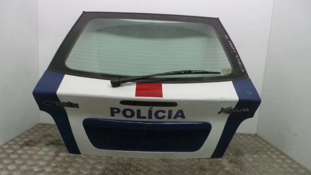 Porta / Tampa da Mala