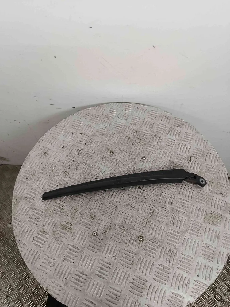 Braço Traseiro Para Brisas