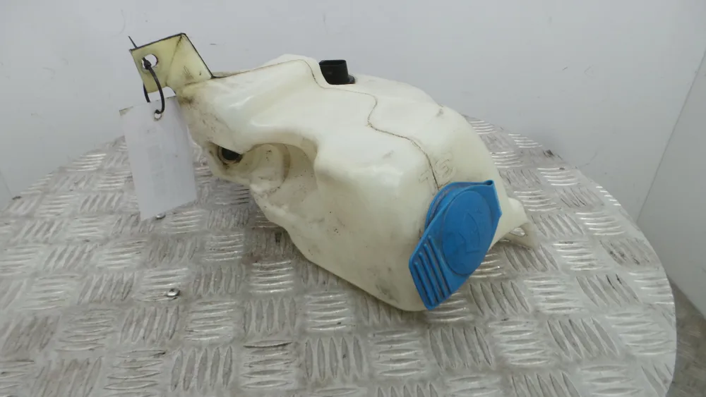 Windshield washer tank