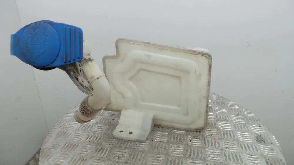 Windshield washer tank