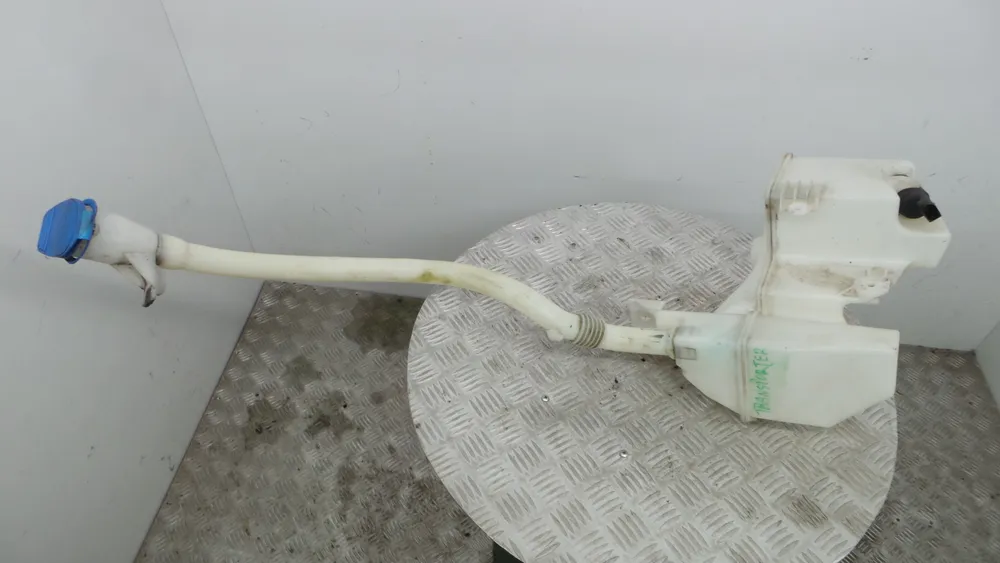 Windshield washer tank
