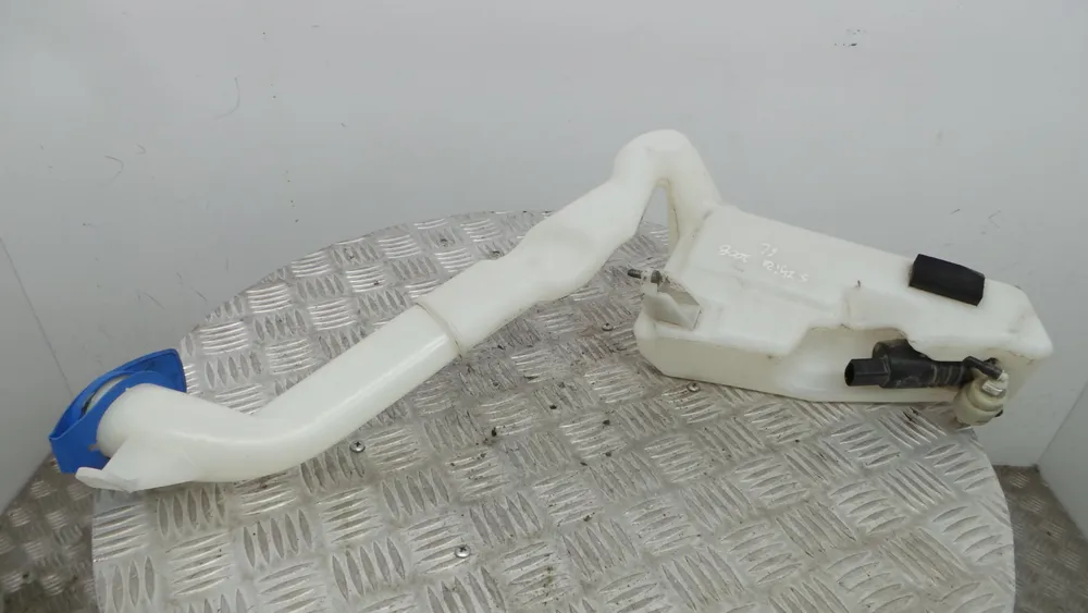 Windshield washer tank
