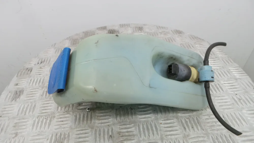 Windshield washer tank