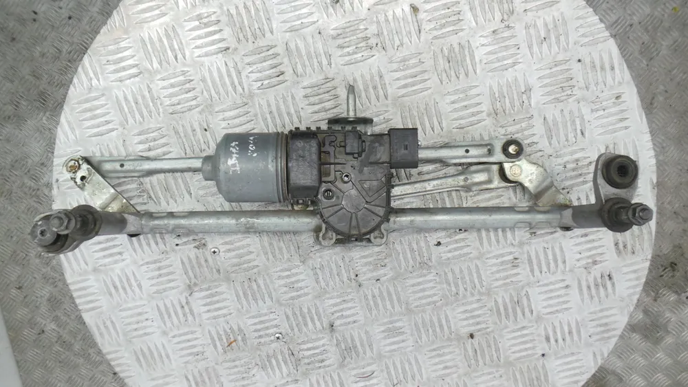 Front Wiper Motor