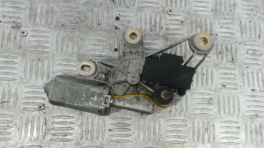 Motor Limpa Vidros Trás
