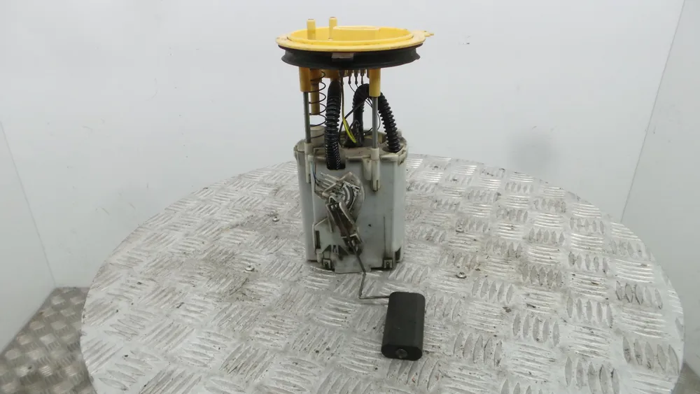 Fuel float