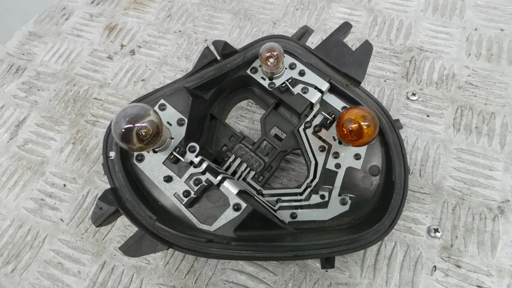 Suporte Lampadas Tras Esquerdo