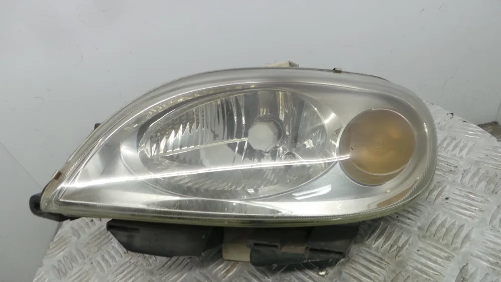 Left Headlight