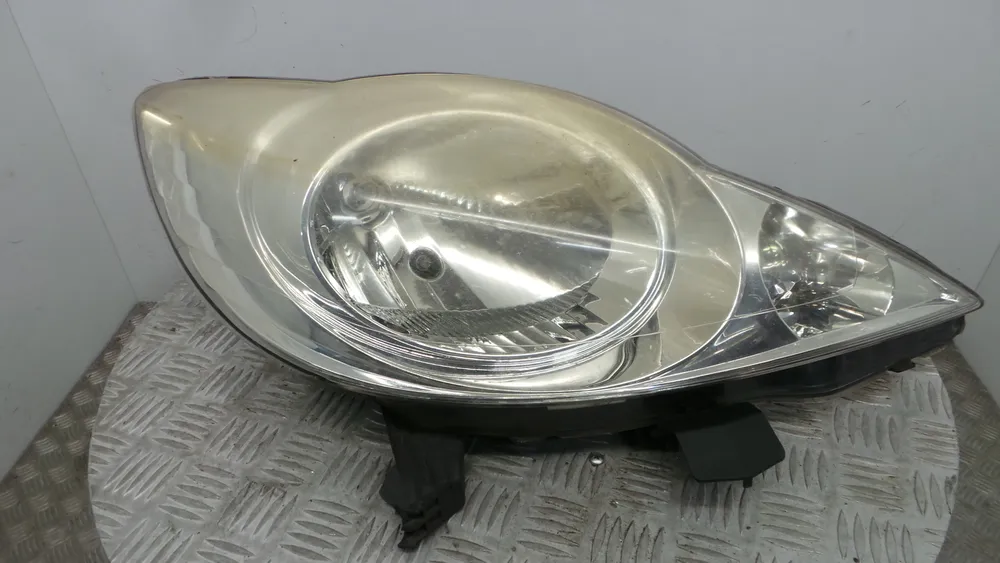 Ótica / Farol Direito