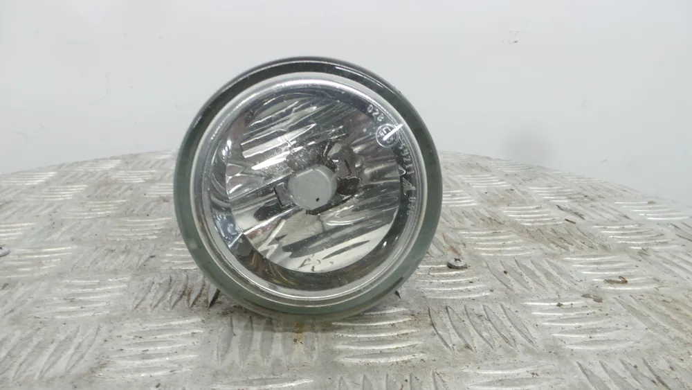 Farol Nevoeiro Frente Direito