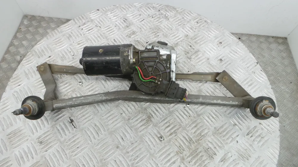Motor Limpa Vidros Frente