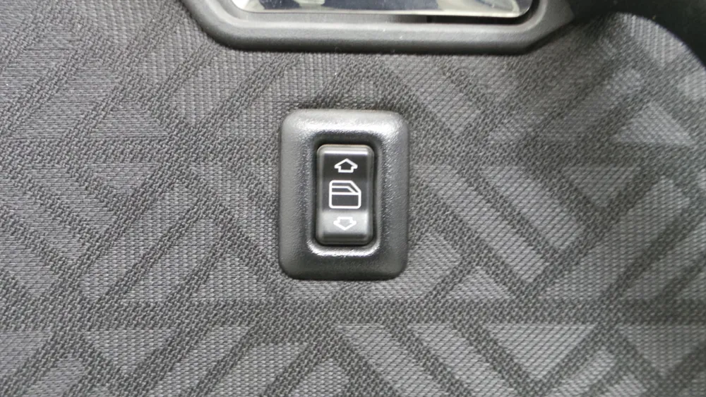Comando / Botão / Interruptor Vidros Trás Direito