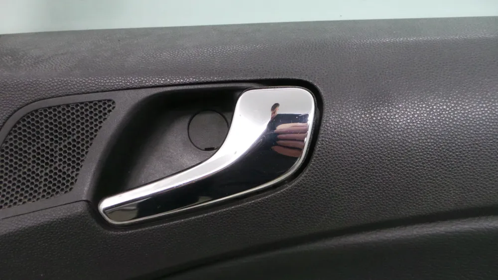 Puxador Interior Frente Direita