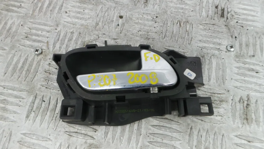Puxador Interior Frente Direita