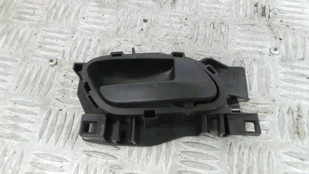 Puxador Interior Frente Direita