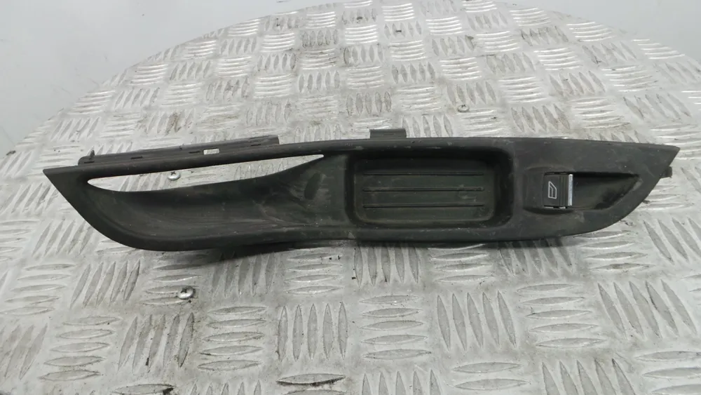 Comando / Botão / Interruptor Vidros Frente Direito