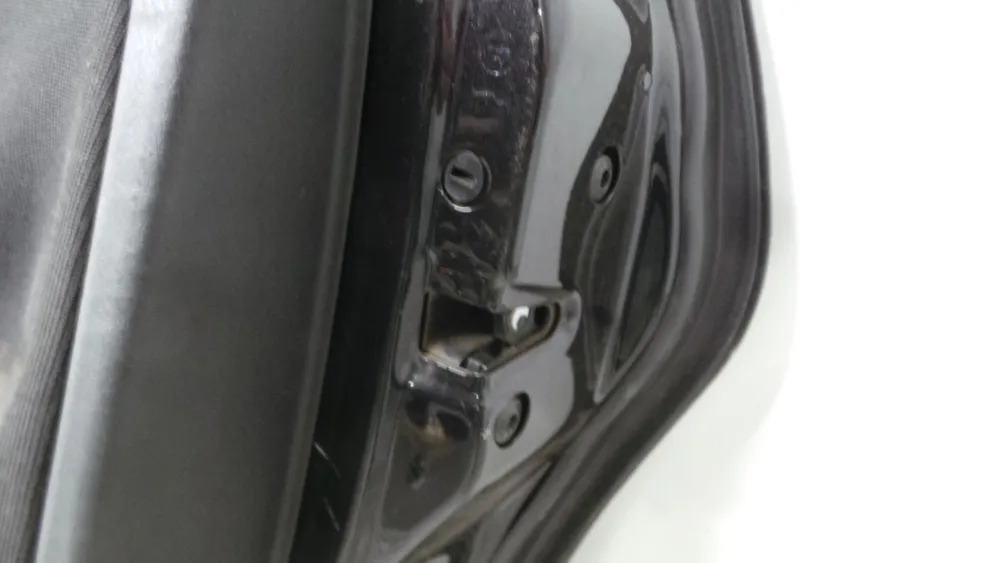 Fechadura / Fecho Porta Trás Direito