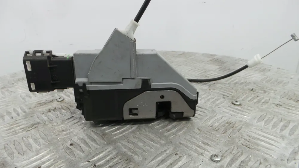 Fechadura / Fecho Porta Trás Direito