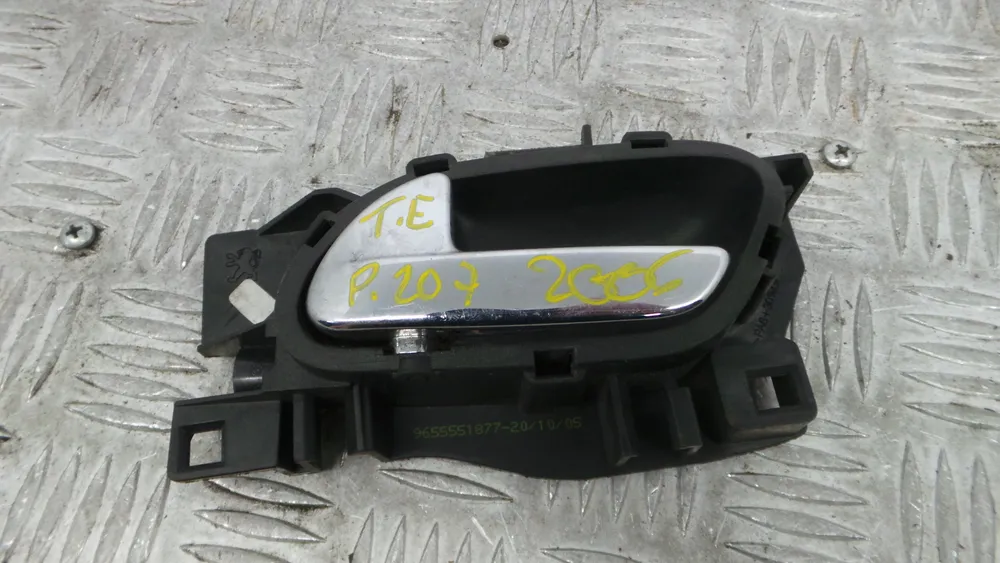 Puxador Interior Traseiro Esquerdo 