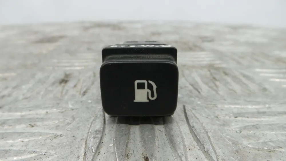 Interruptor / Comando Tampa Combustivel