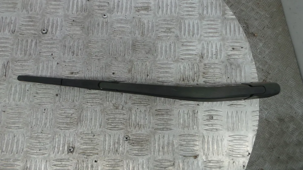 Braço Traseiro Para Brisas