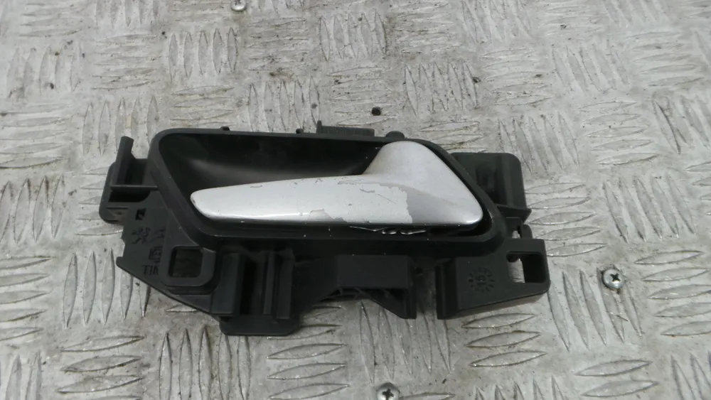 Interior Door Handle Front Right