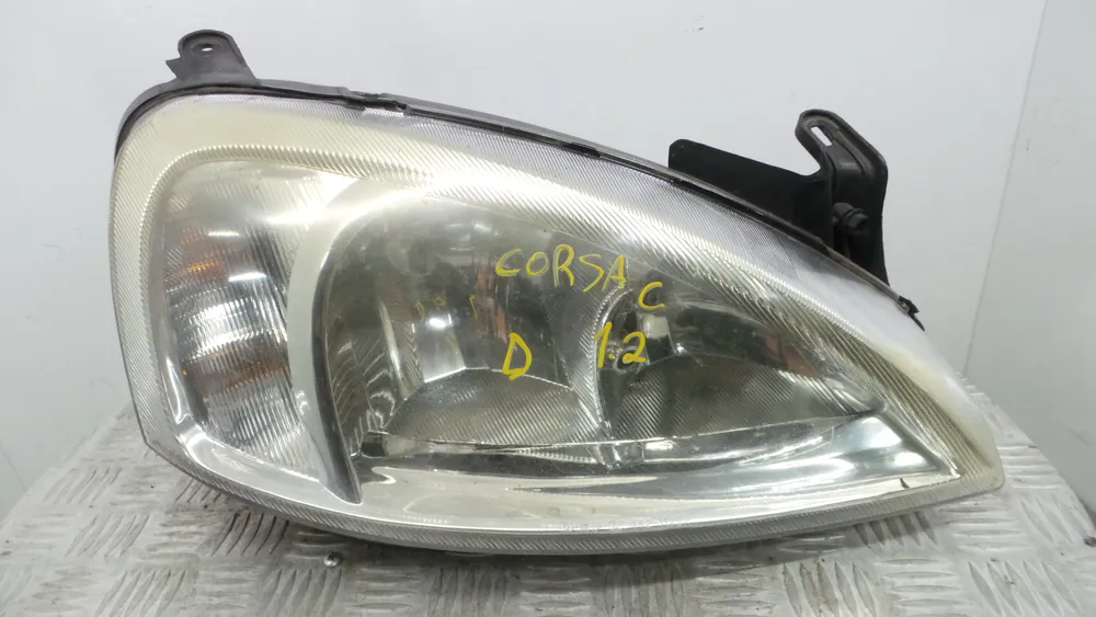 Ótica / Farol Direito