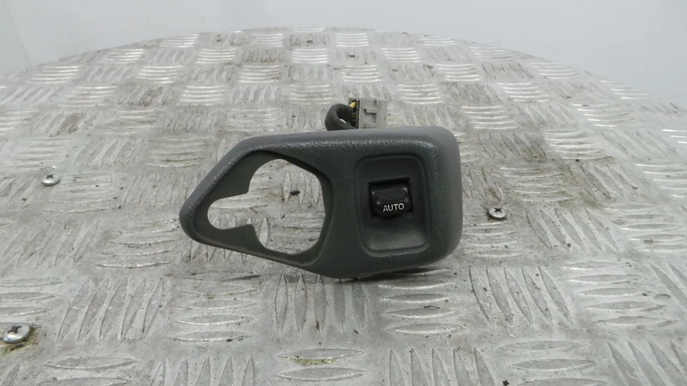 Comando / Botão / Interruptor Vidros Trás Esquerdo
