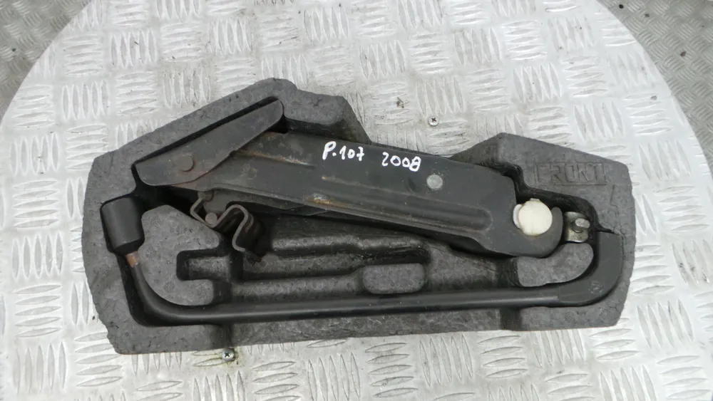 Kit Pneu Suplente