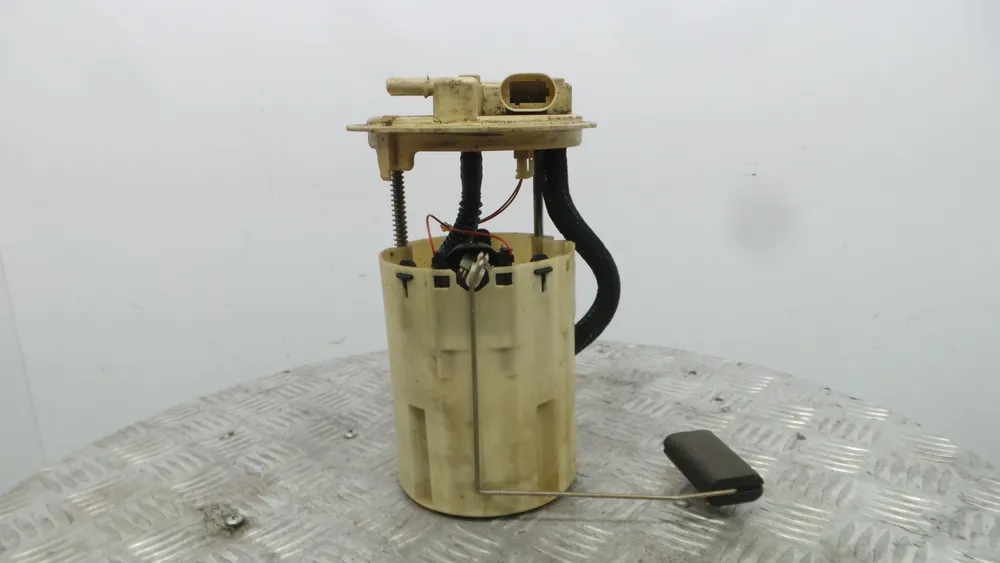 Flotador de combustible