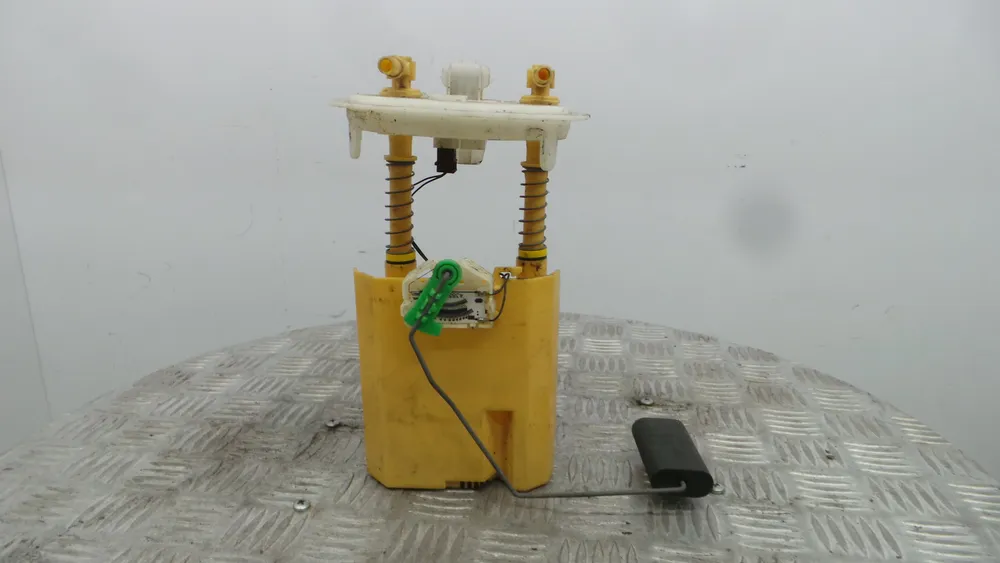 Flotador de combustible