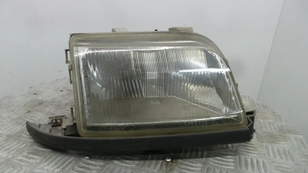 Ótica / Farol Direito